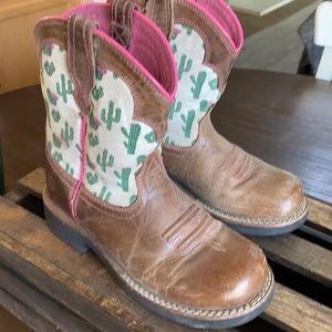 Ariat girls boots